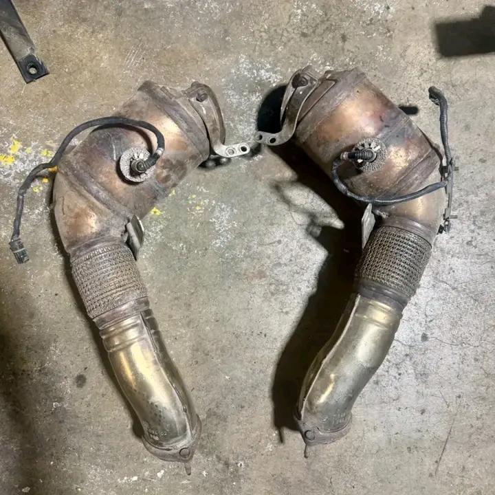 USED BMW N63 Catalytic convertor Left and Right (7 599 095 and 7 599 094) OEM