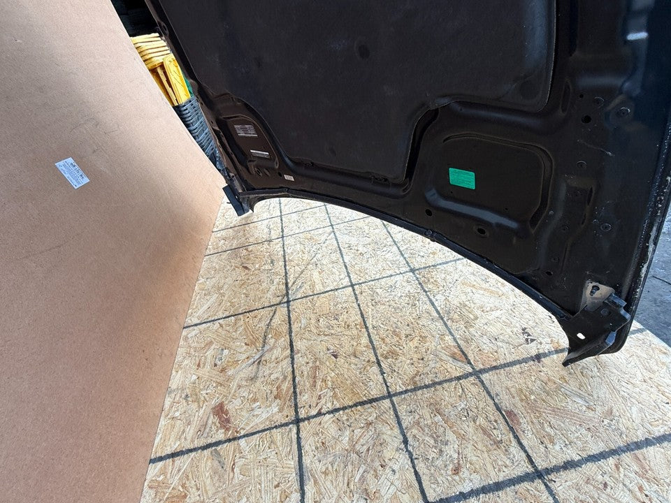 Infiniti G37 Sport Coupe Hood (2008) – High-Quality Replacement